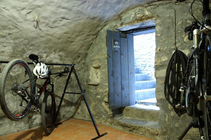 Allotjament Rural Cal Miquel Anserall  Εξωτερικό φωτογραφία